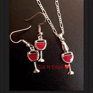 Red Wine 🍷 Goblet Glass .925 sterling chain set